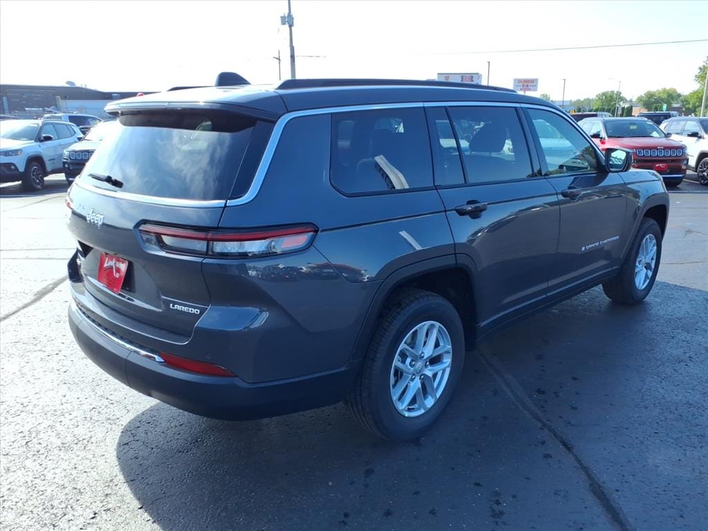 New 2025 Jeep Grand Cherokee L Laredo Sport Utility