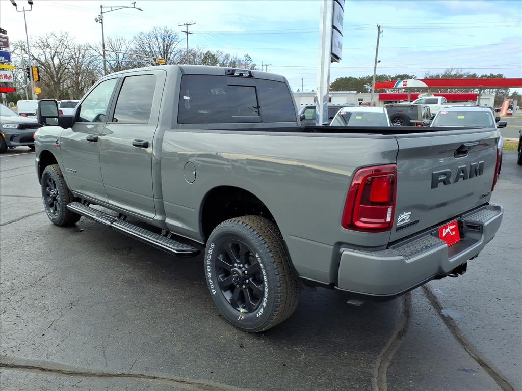 2026 Ram 3500 Big Horn photo 2