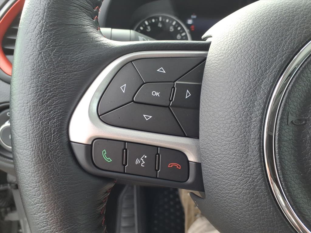 2023 Jeep Renegade Trailhawk - Photo 16