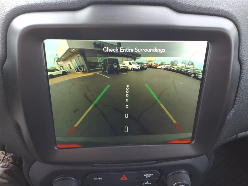 2023 Jeep Renegade Trailhawk - Photo 19