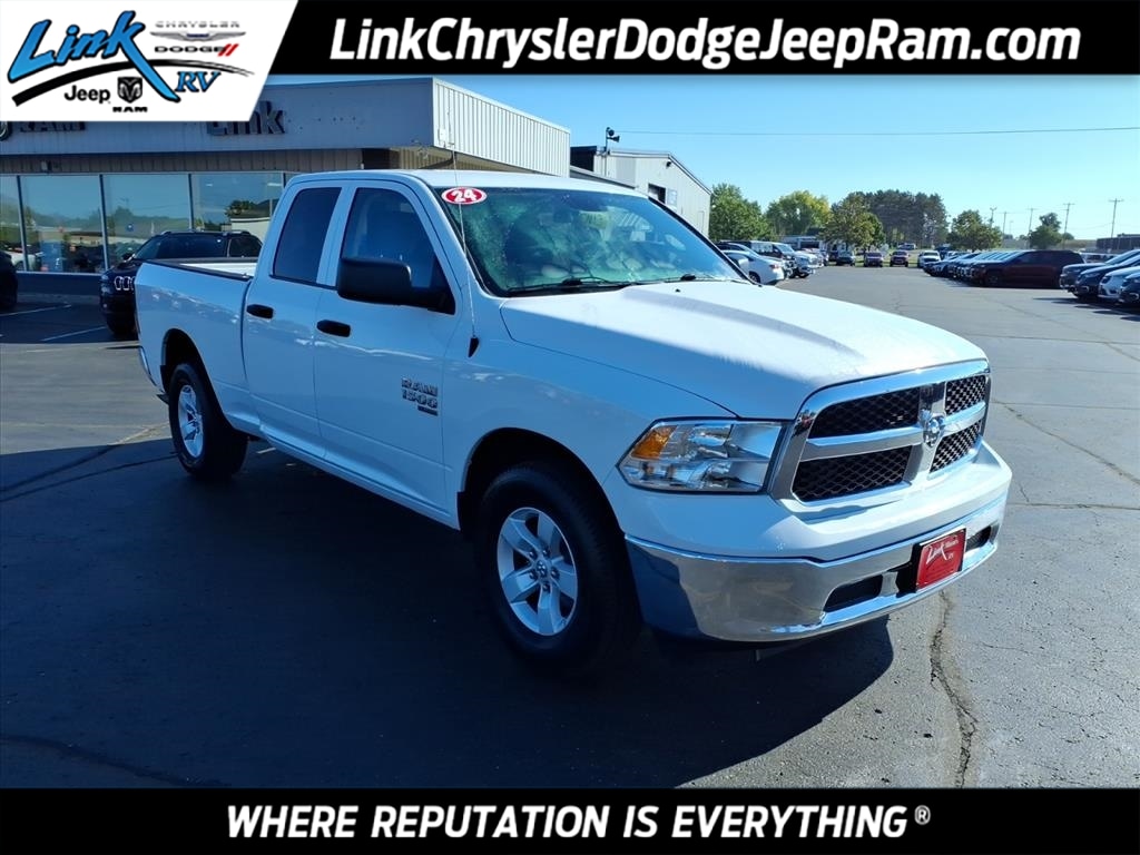 2024 RAM Ram 1500 Classic SLT's photo