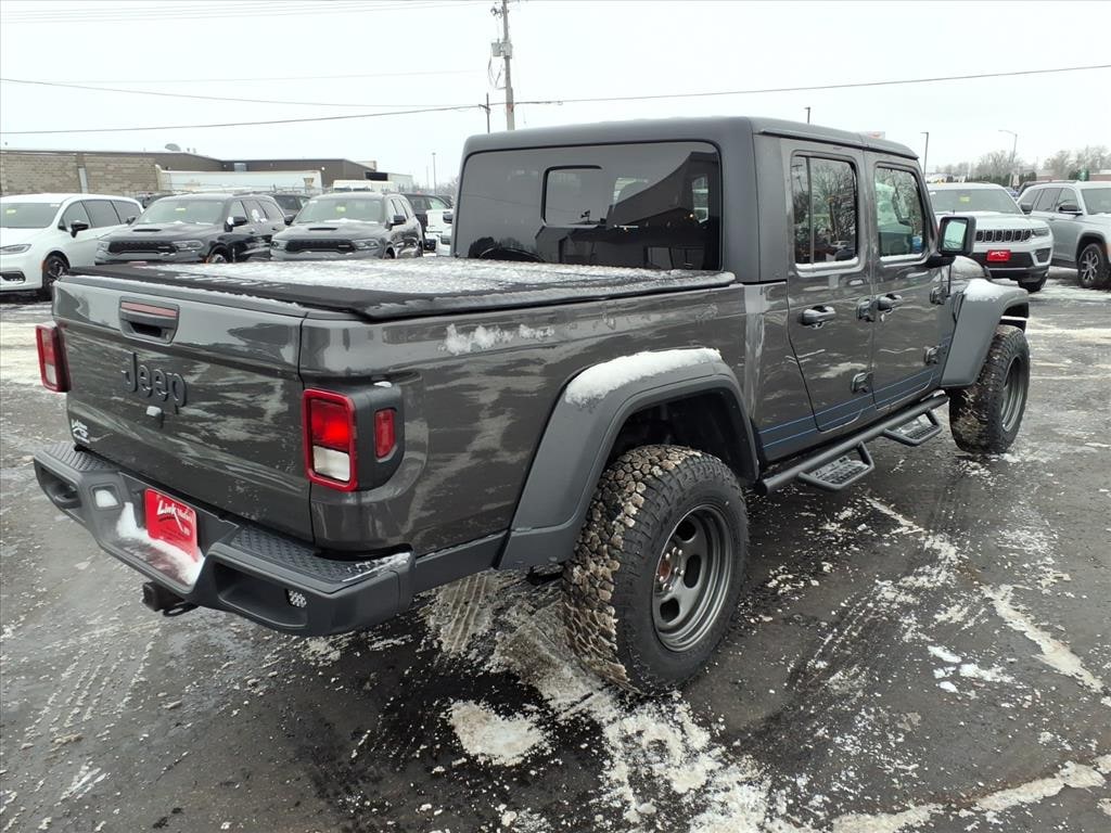 Used 2020 Jeep Gladiator Sport Truck