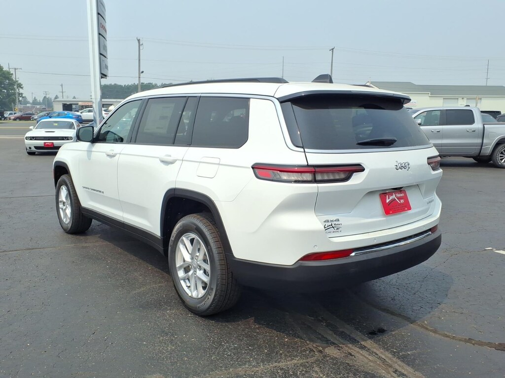 New 2026 Jeep Grand Cherokee L Laredo Sport Utility