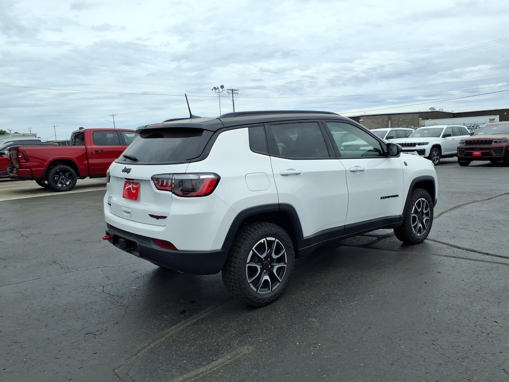 New 2026 Jeep Compass Trailhawk Sport Utility