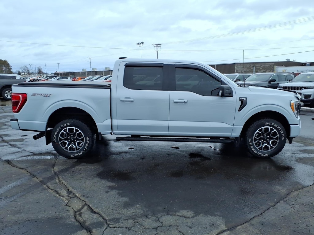 Used 2021 Ford F-150 XLT Truck