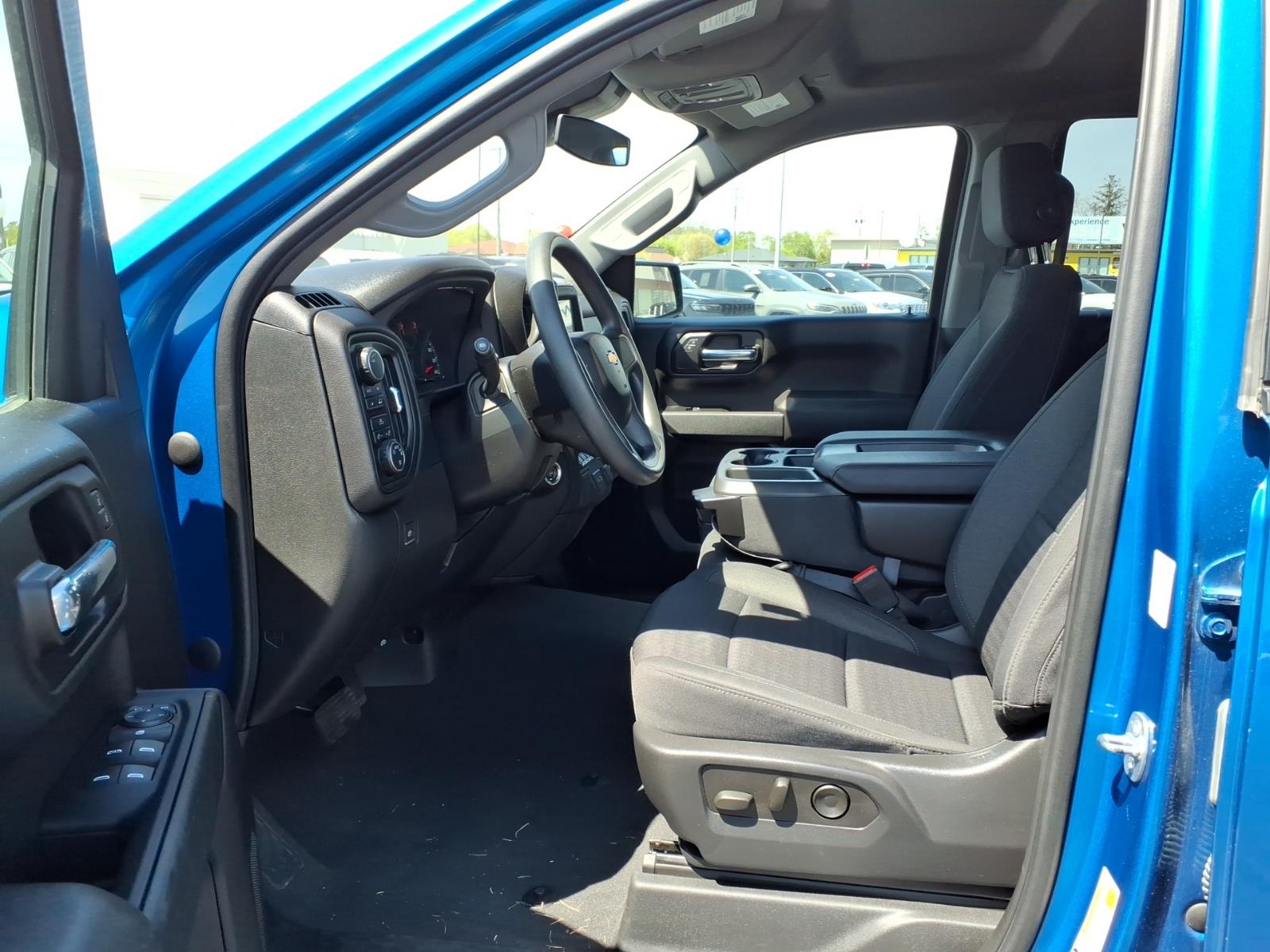 Photo 10