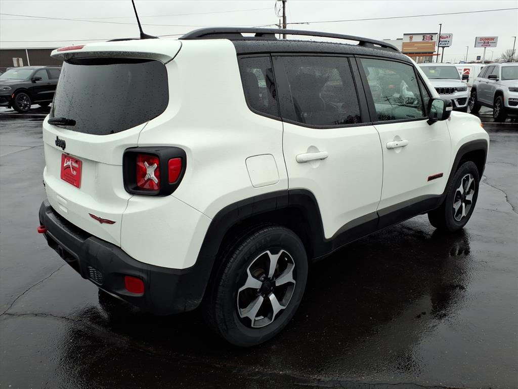 2022 Jeep Renegade Trailhawk photo 2