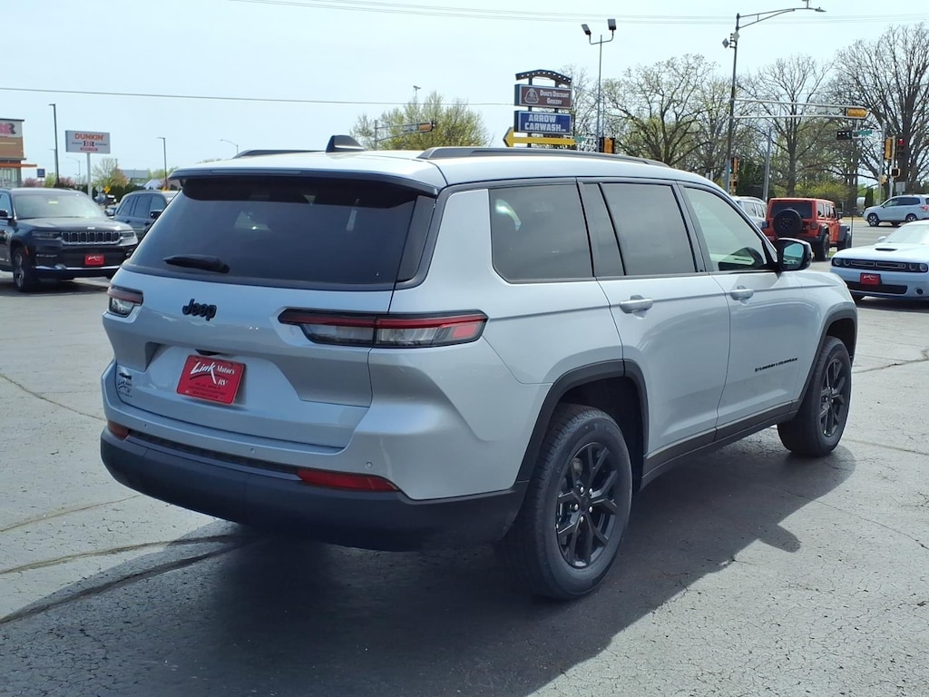 New 2026 Jeep Grand Cherokee L Altitude Sport Utility