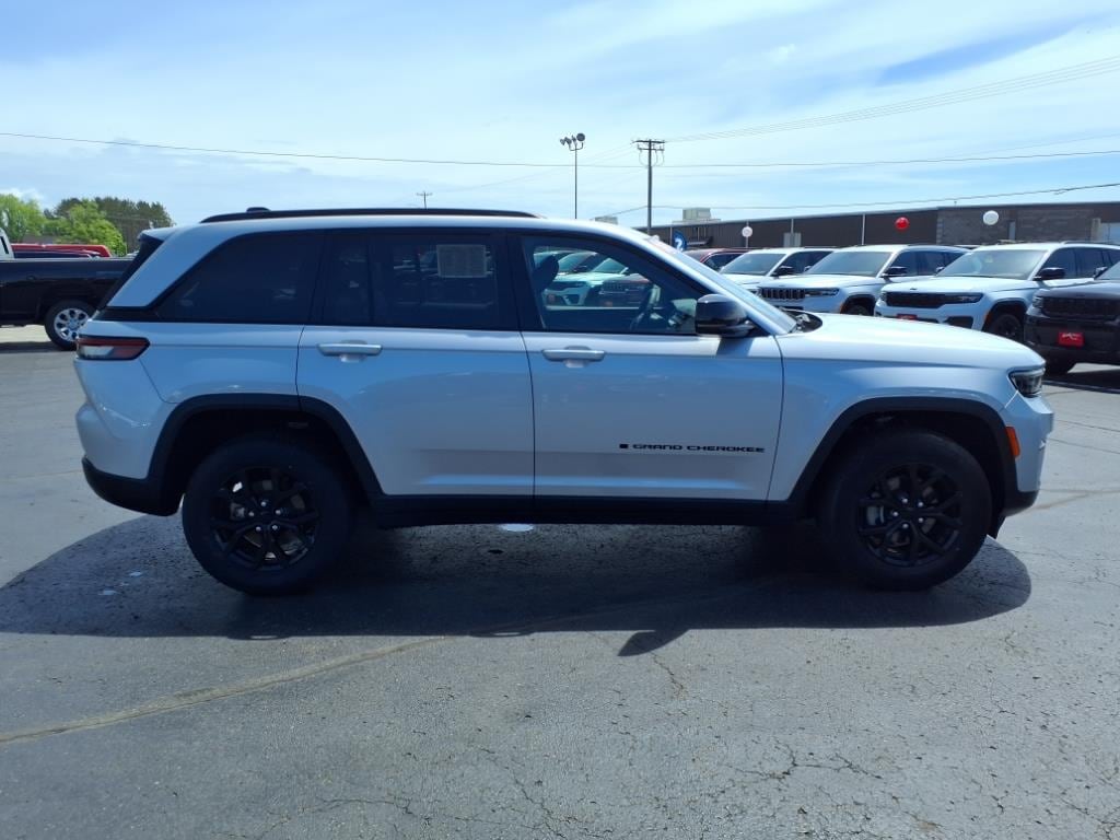 Used 2024 Jeep Grand Cherokee Altitude with VIN 1C4RJHAG4RC108485 for sale in Rice Lake, WI