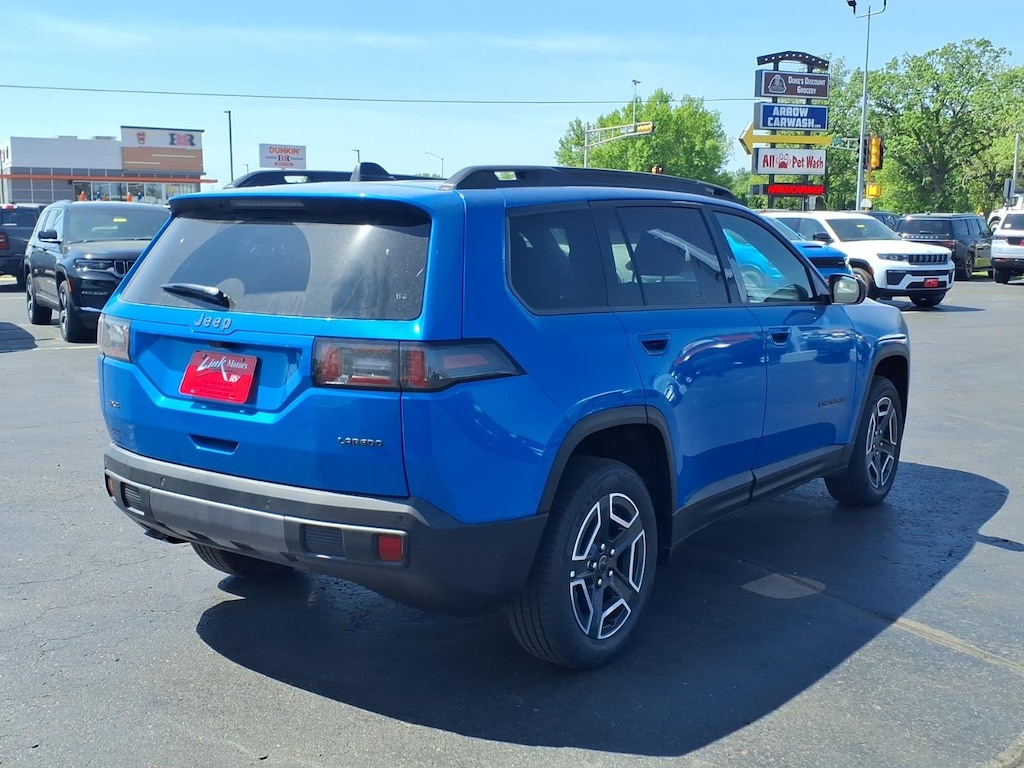 New 2026 Jeep Cherokee Laredo Sport Utility