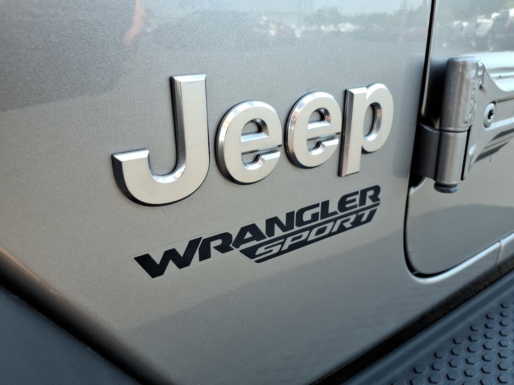 Used 2019 Jeep Wrangler Sport SUV