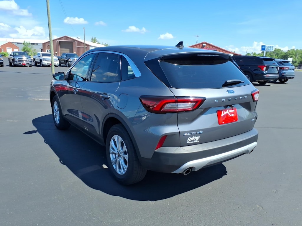 Used 2024 Ford Escape Active SUV