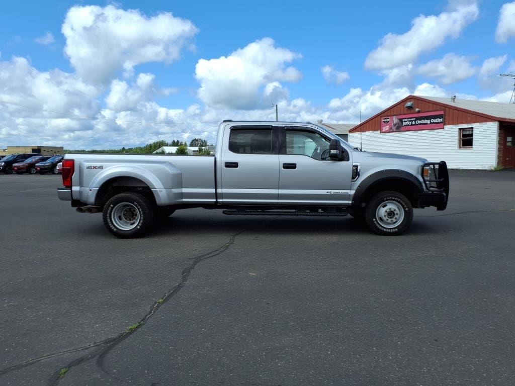 2022 Ford F-350 Super Duty XLT - Photo 7