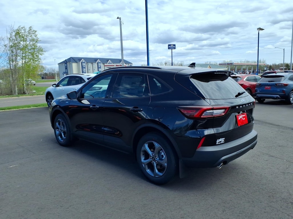 New 2026 Ford Escape ST-Line SUV