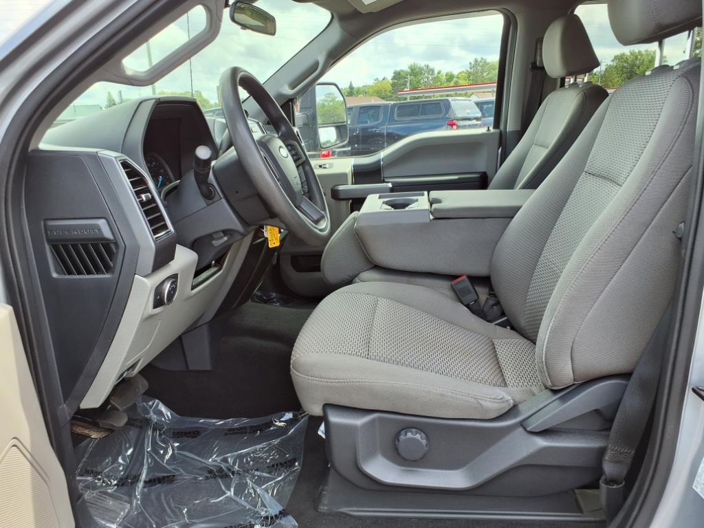 2022 Ford F-350 Super Duty XLT - Photo 13