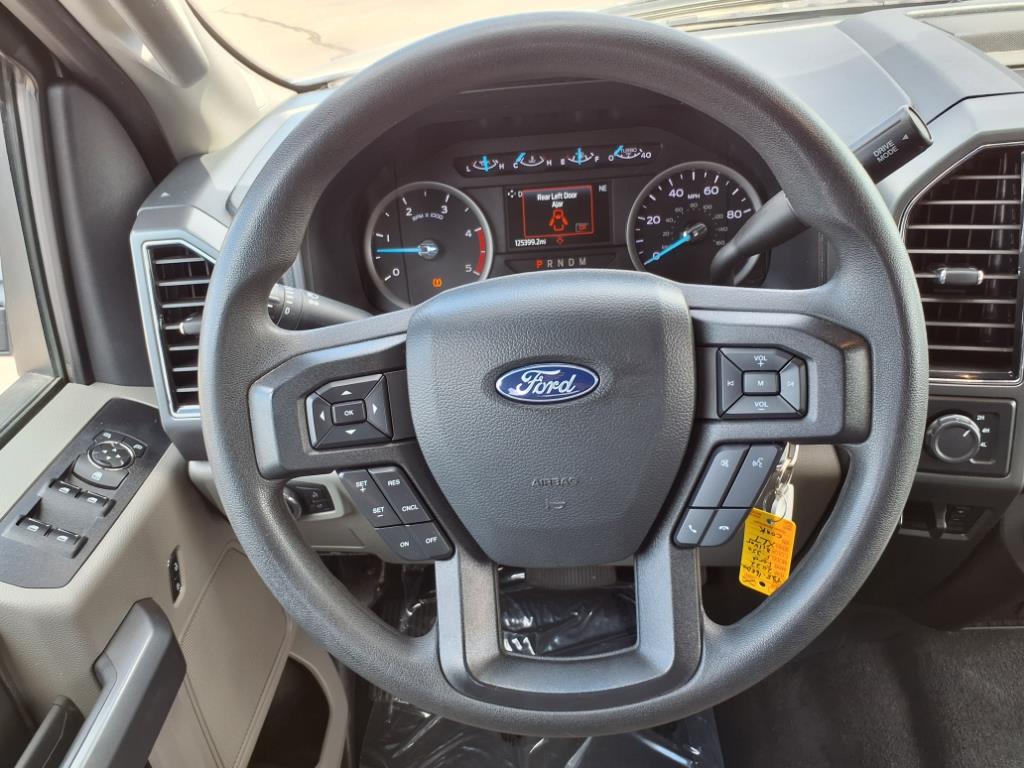 2022 Ford F-350 Super Duty XLT - Photo 23