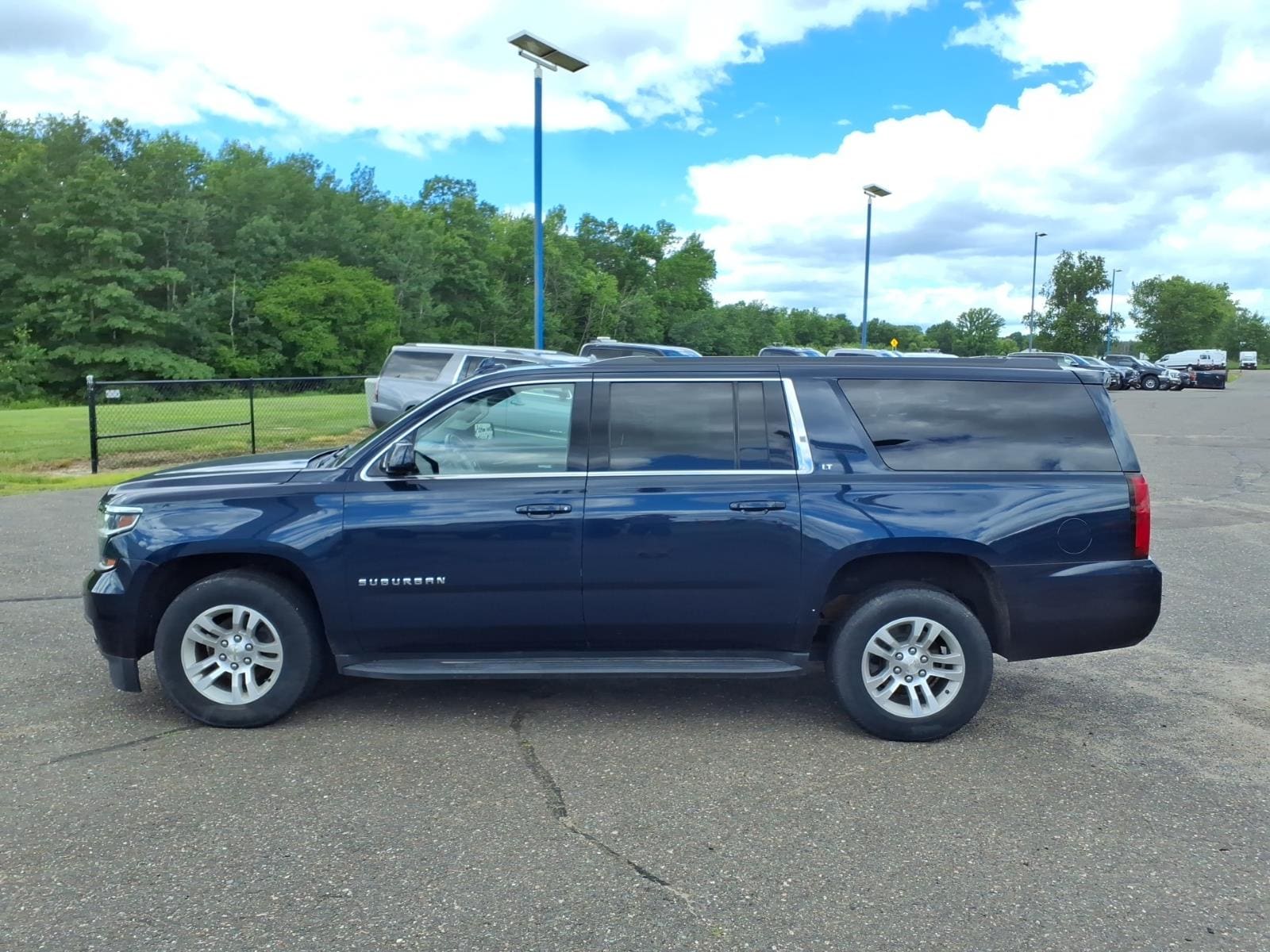 Used 2018 Chevrolet Suburban LT with VIN 1GNSKHKCXJR268079 for sale in Rice Lake, WI