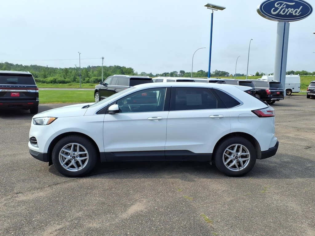Used 2024 Ford Edge SEL SUV
