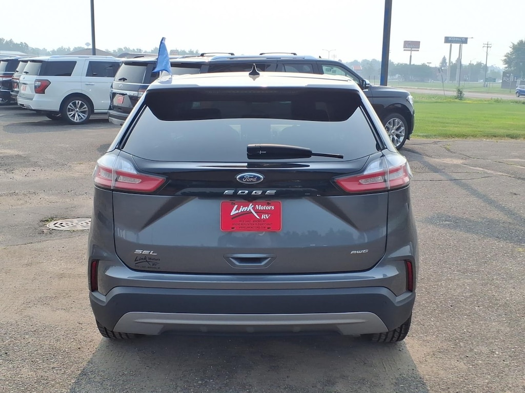 Used 2024 Ford Edge SEL SUV