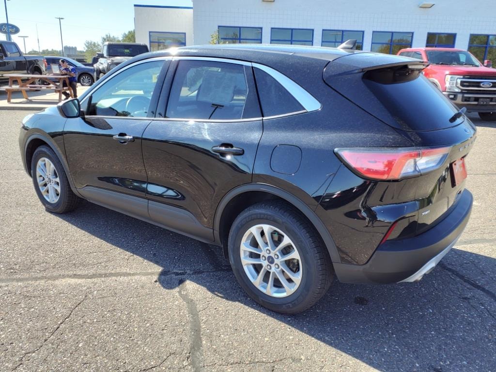 Used 2022 Ford Escape SE SUV