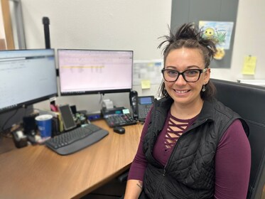Staff member Tess Junkans from ID_490910