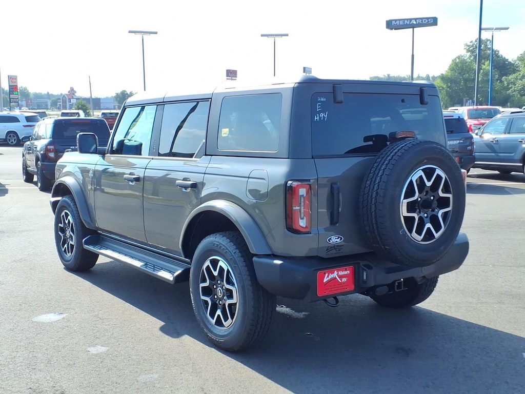 New 2026 Ford Bronco Outer Banks SUV