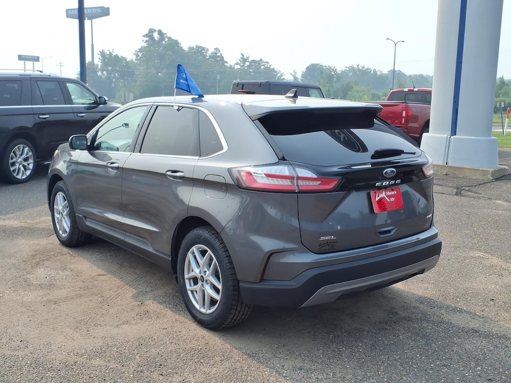 Used 2024 Ford Edge SEL SUV