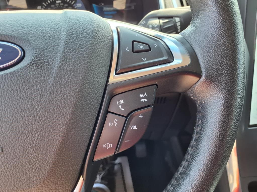 2021 Ford Edge Titanium - Photo 17