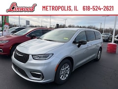 2026 Chrysler Pacifica SELECT Passenger Van