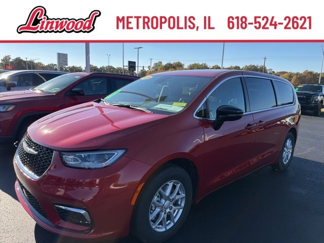 2026 Chrysler Pacifica Select