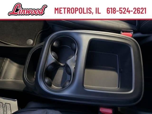 2026 Chrysler Pacifica Select - Photo 21