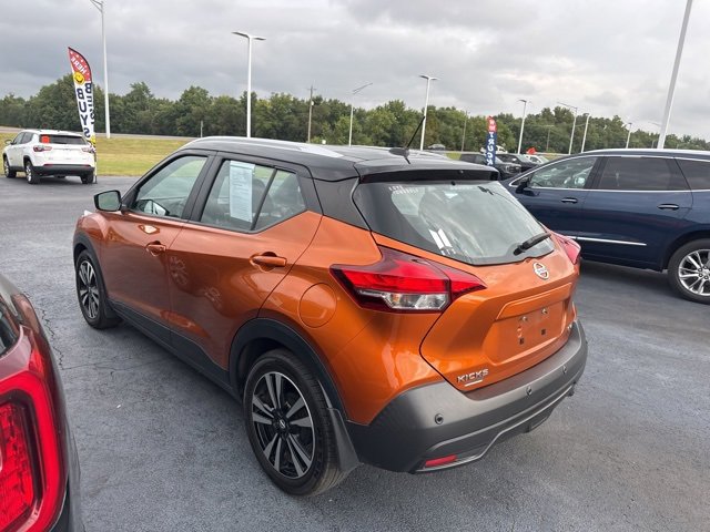 2020 Nissan Kicks SV photo 2