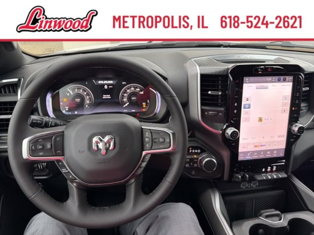 New 2026 Ram 1500 BIG HORN CREW CAB 4X4 5'7 BOX Pickup