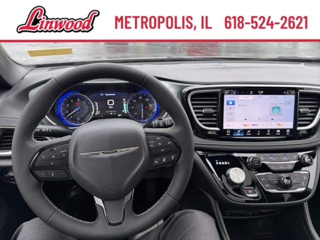 New 2026 Chrysler Pacifica LIMITED Passenger Van