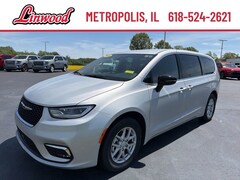 2026 Chrysler Pacifica SELECT Passenger Van