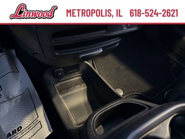 2026 Chrysler Pacifica Select - Photo 22