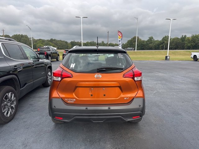 2020 Nissan Kicks SV photo 3