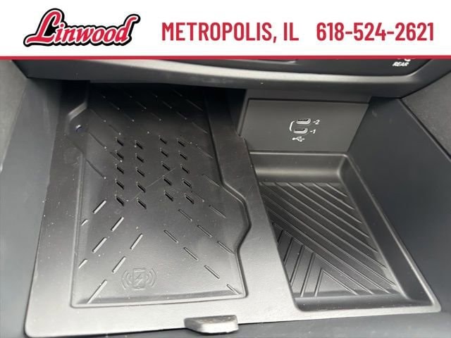 2026 Chrysler Pacifica Limited - Photo 24