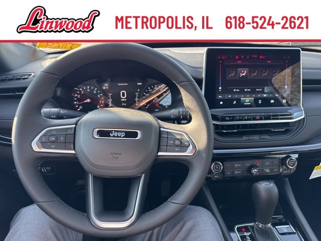 2025 Jeep Compass Latitude Altitude Special Edition photo 2