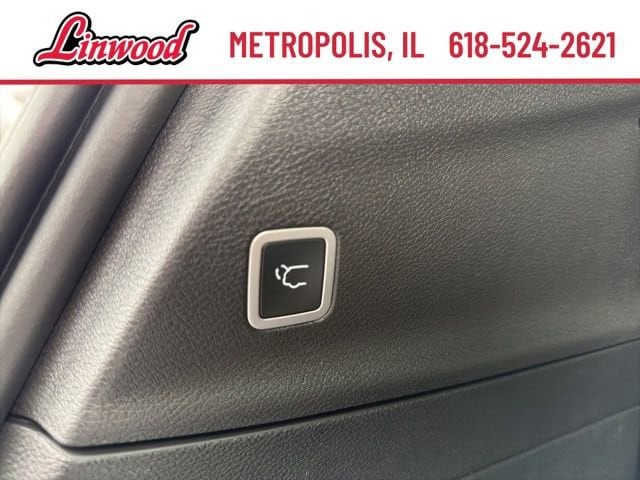 2026 Chrysler Pacifica Limited - Photo 17