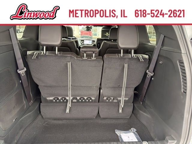 2026 Chrysler Pacifica Limited - Photo 15