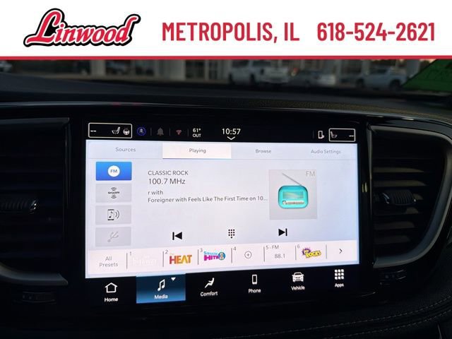 2026 Chrysler Pacifica Select - Photo 25