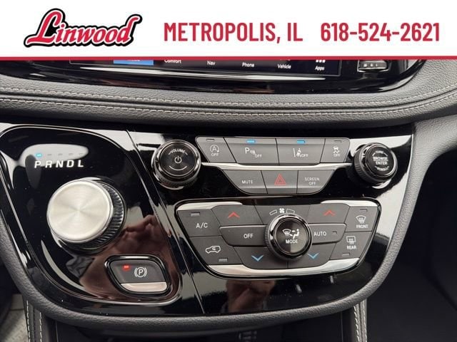 2026 Chrysler Pacifica Limited - Photo 25