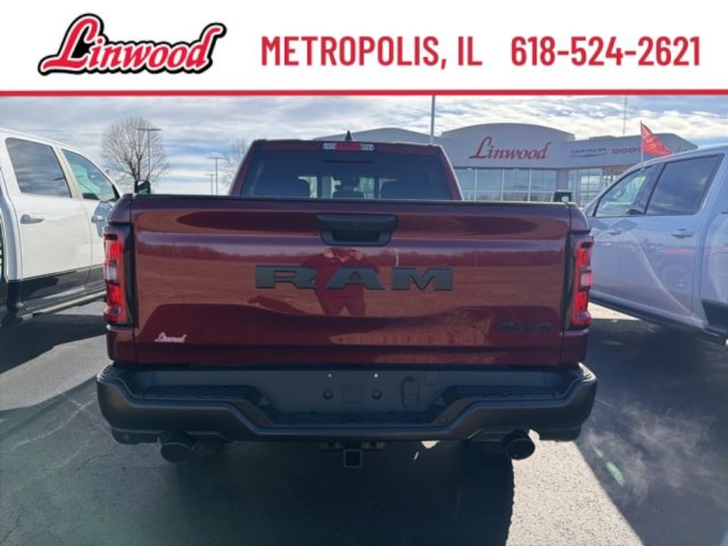 New 2026 Ram 1500 WARLOCK CREW CAB 4X4 5'7 BOX Pickup