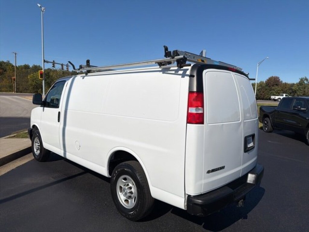 Used 2022 Chevrolet Express Cargo 2500 WT Van