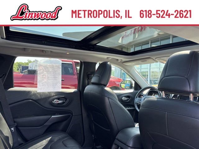 Used 2019 Jeep Cherokee Limited with VIN 1C4PJMDX6KD244838 for sale in Metropolis, IL
