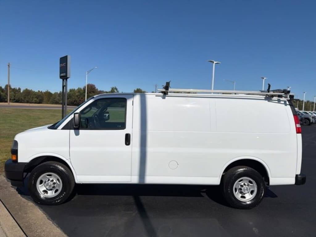 Used 2022 Chevrolet Express Cargo 2500 WT Van