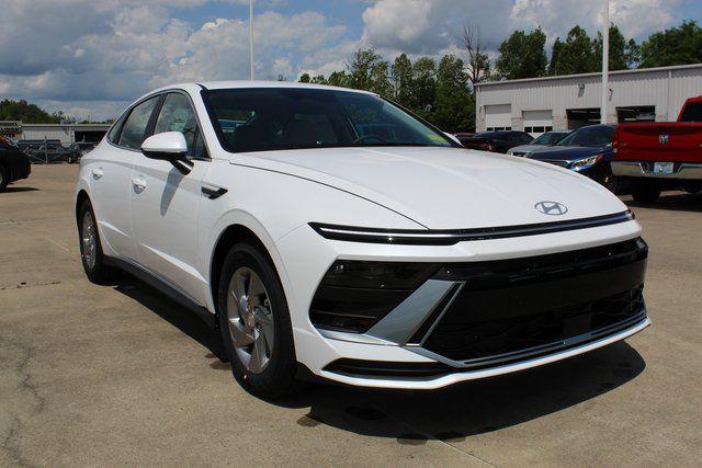 2025 Hyundai Sonata SE - Photo 6