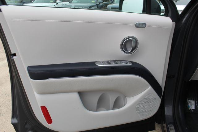 2026 Hyundai Palisade Calligraphy - Photo 8
