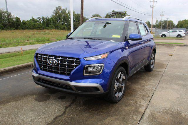 2026 Hyundai Venue SEL w/ 2-Tone Roof IVT's photo